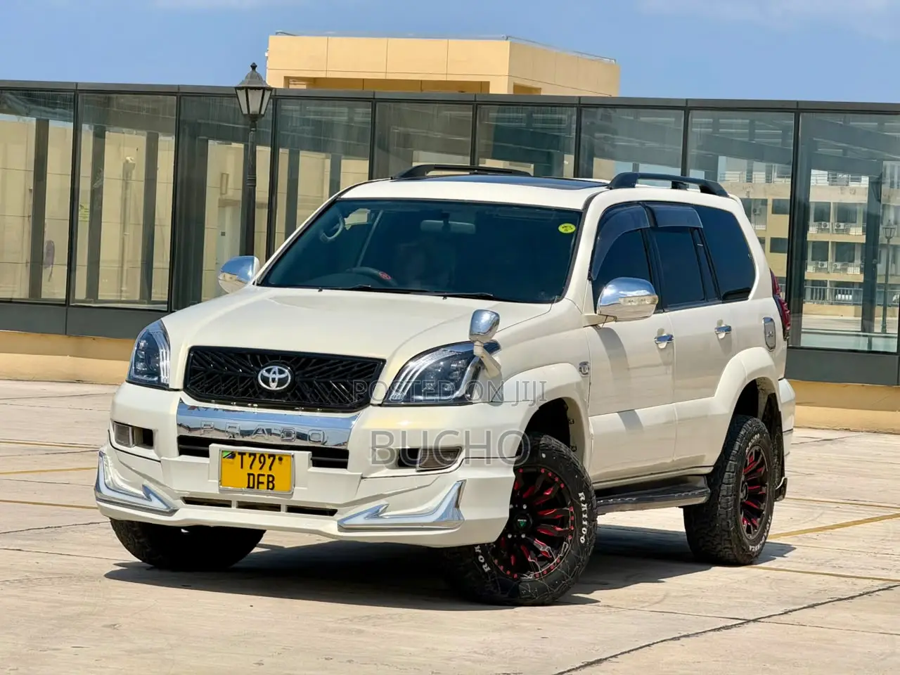 Toyota Land Cruiser Prado 2006 White