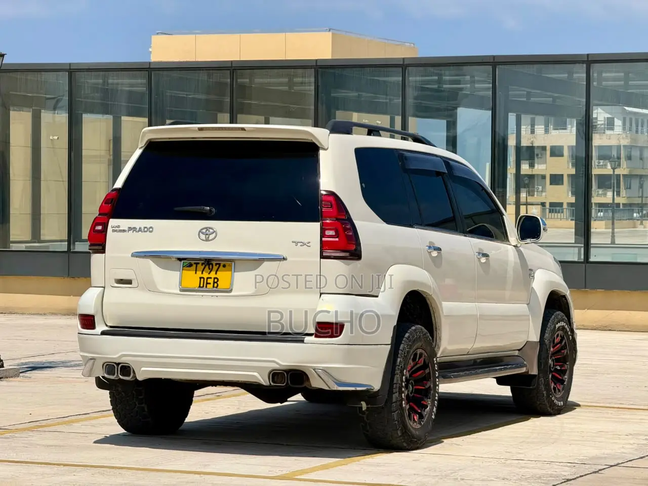 Toyota Land Cruiser Prado 2006 White