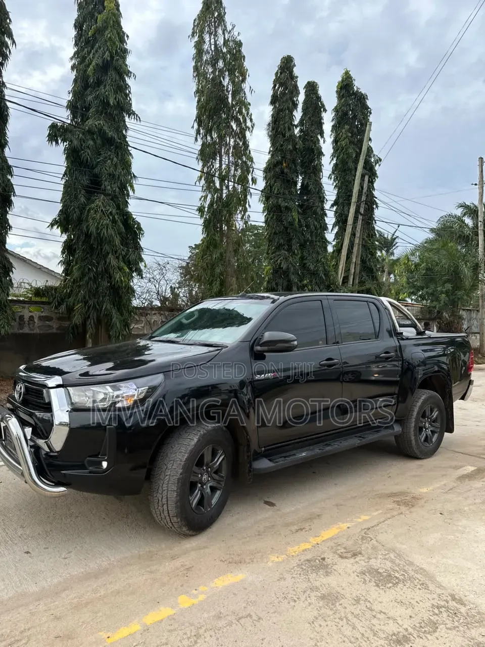 Toyota Hilux Revo Double Cab Deisel 2.8 AWD 2021 Black