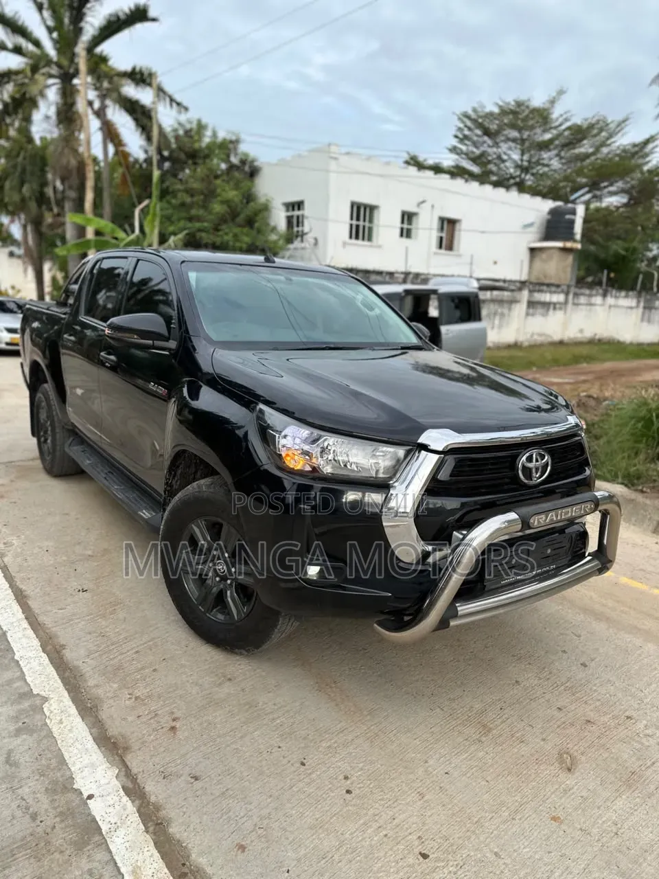Toyota Hilux Revo Double Cab Deisel 2.8 AWD 2021 Black