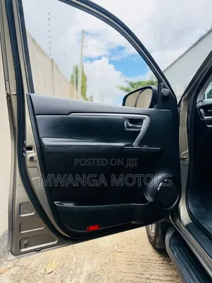 Toyota Fortuner 2.8 D AWD 2023 Gray