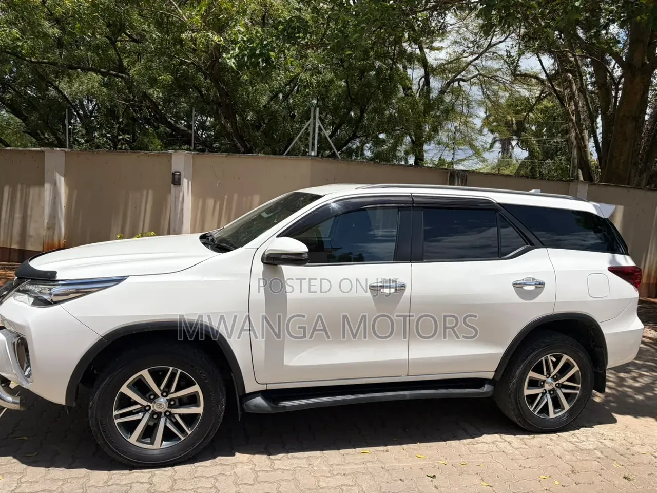 Toyota Fortuner 2.8 D AWD 2020 White
