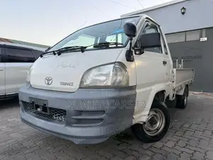 Toyota Town Ace Tone 1