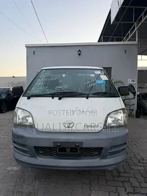 Toyota Town Ace Tone 1