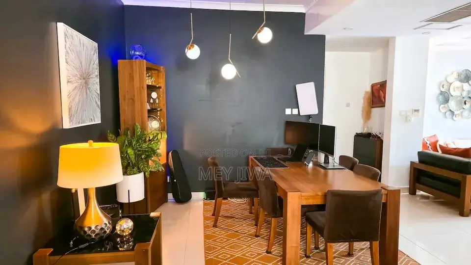 Furnished 3bdrm Apartment in Oyster Bay for rent
