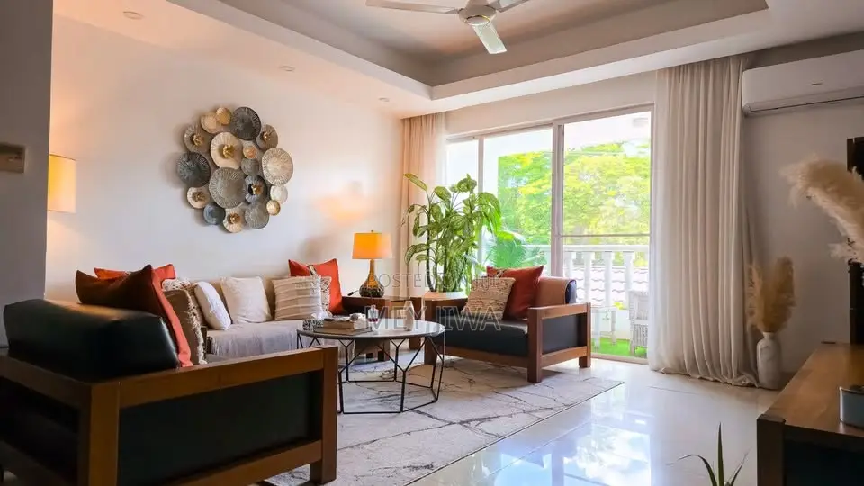 Furnished 3bdrm Apartment in Oyster Bay for rent