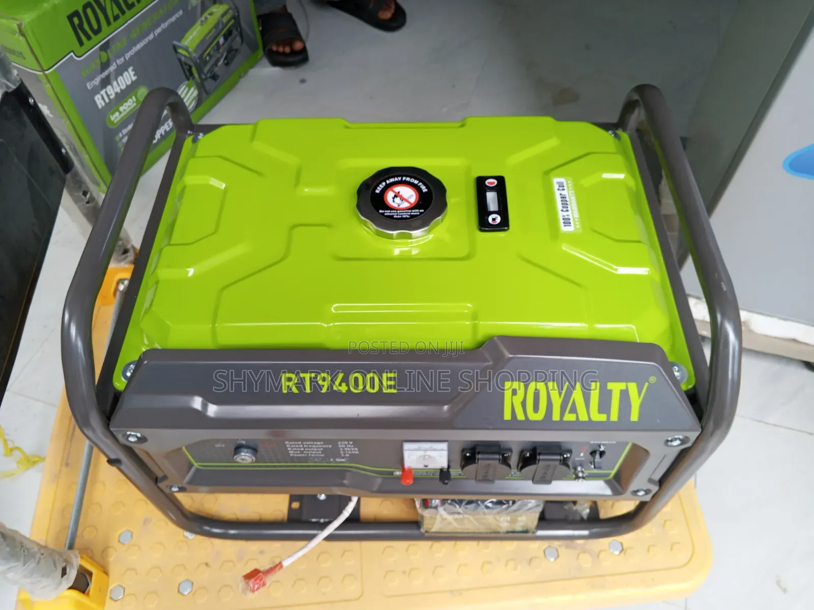 Royalty RT9400E Portable Gasoline Generator 3.9KVA