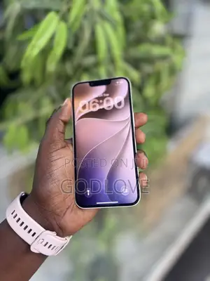 Apple iPhone 13 128 GB Pink