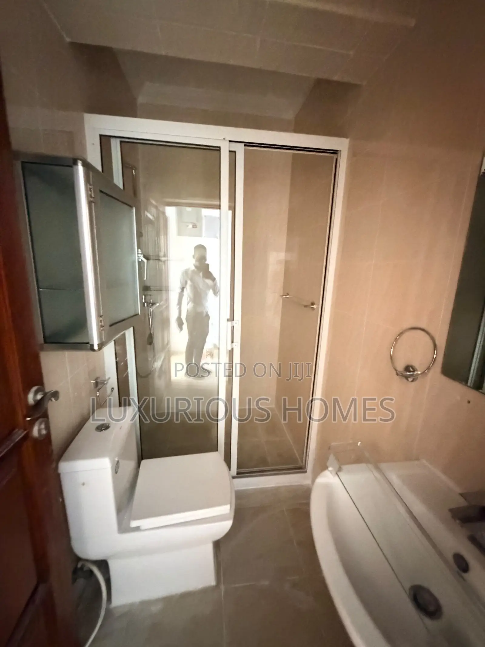 Furnished 2bdrm Apartment in Masaki for rent