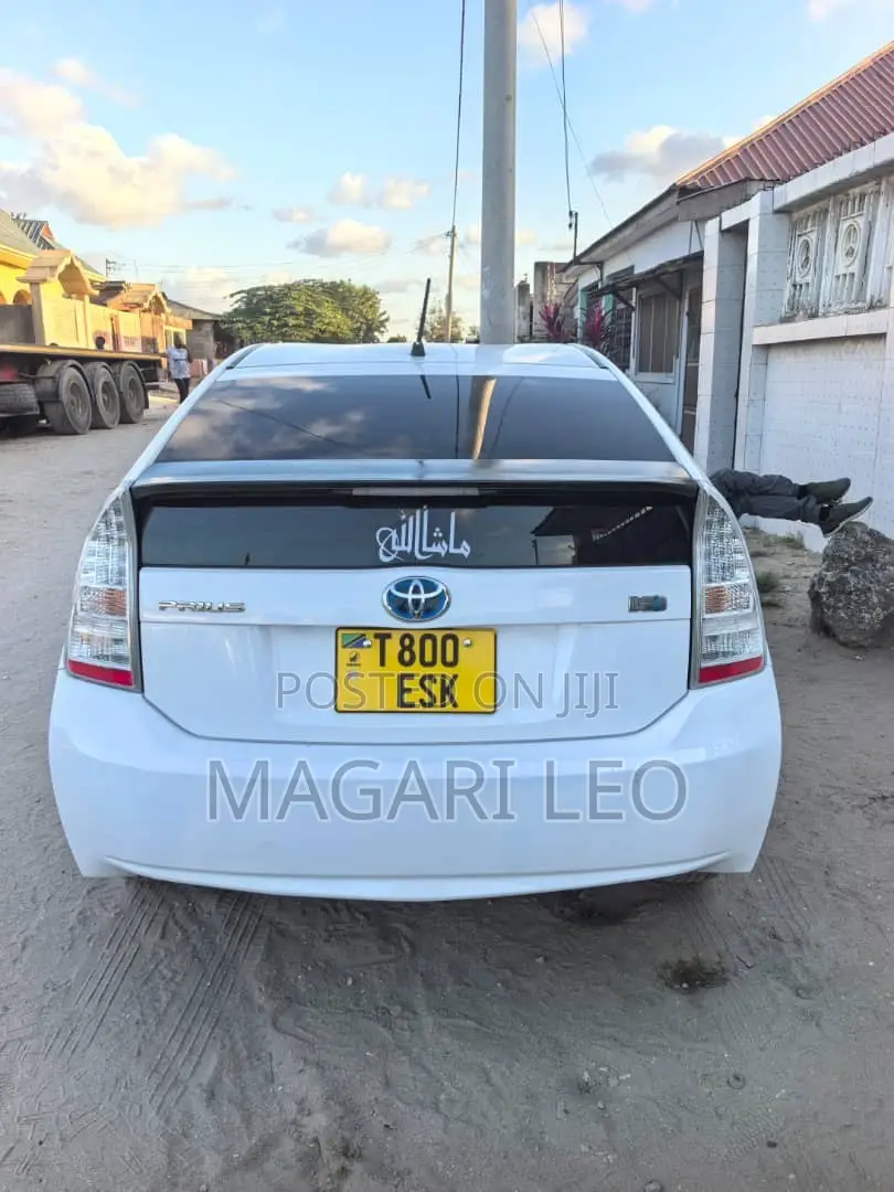 Toyota Prius I 2010 White