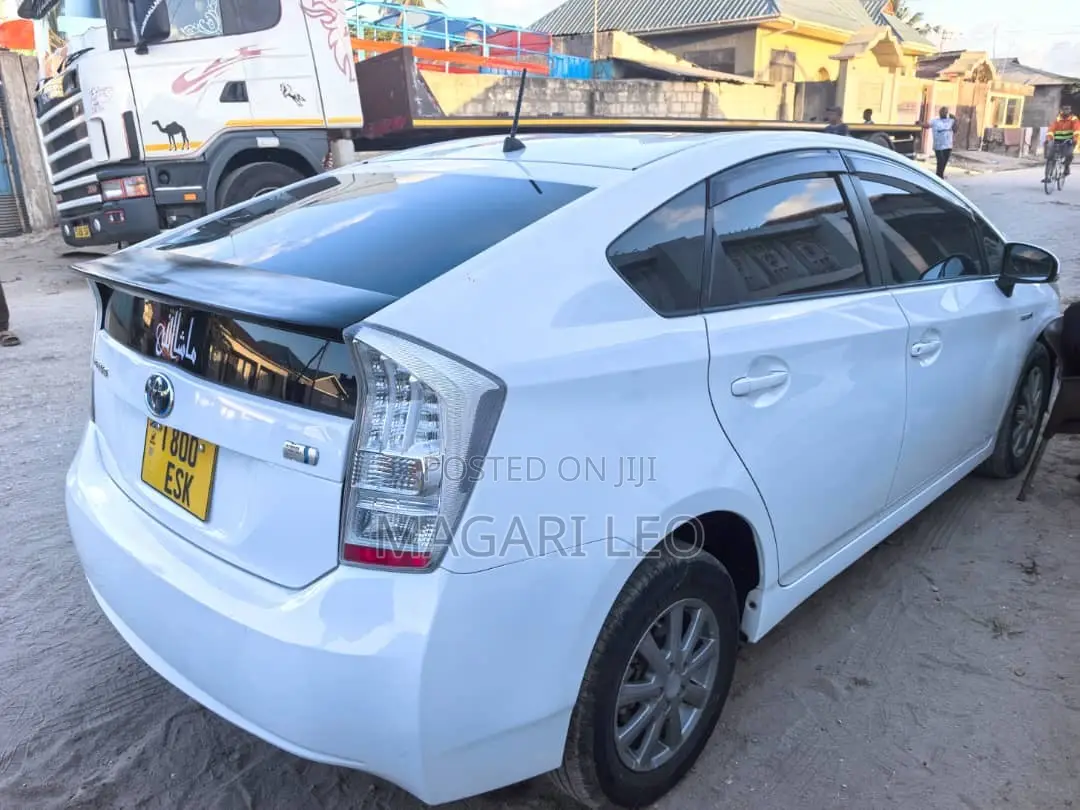 Toyota Prius I 2010 White