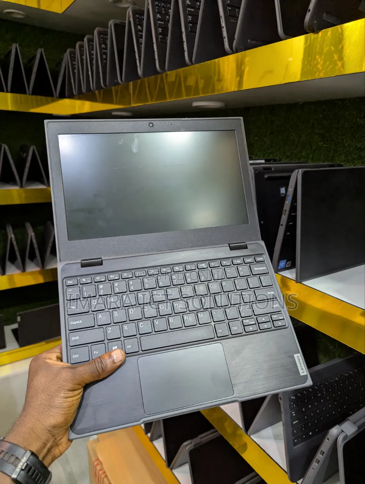 Laptop Lenovo 100e 4GB Intel Pentium SSD 128GB