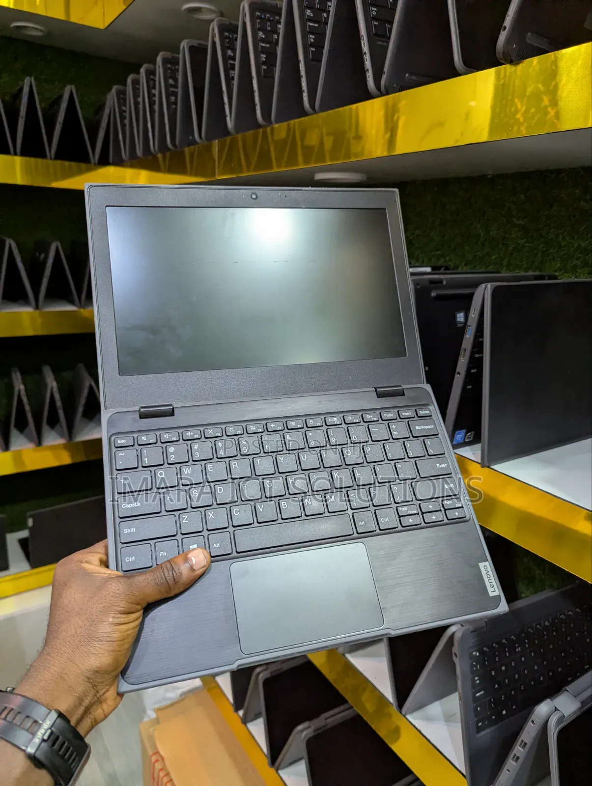 Laptop Lenovo 100e 4GB Intel Pentium SSD 128GB