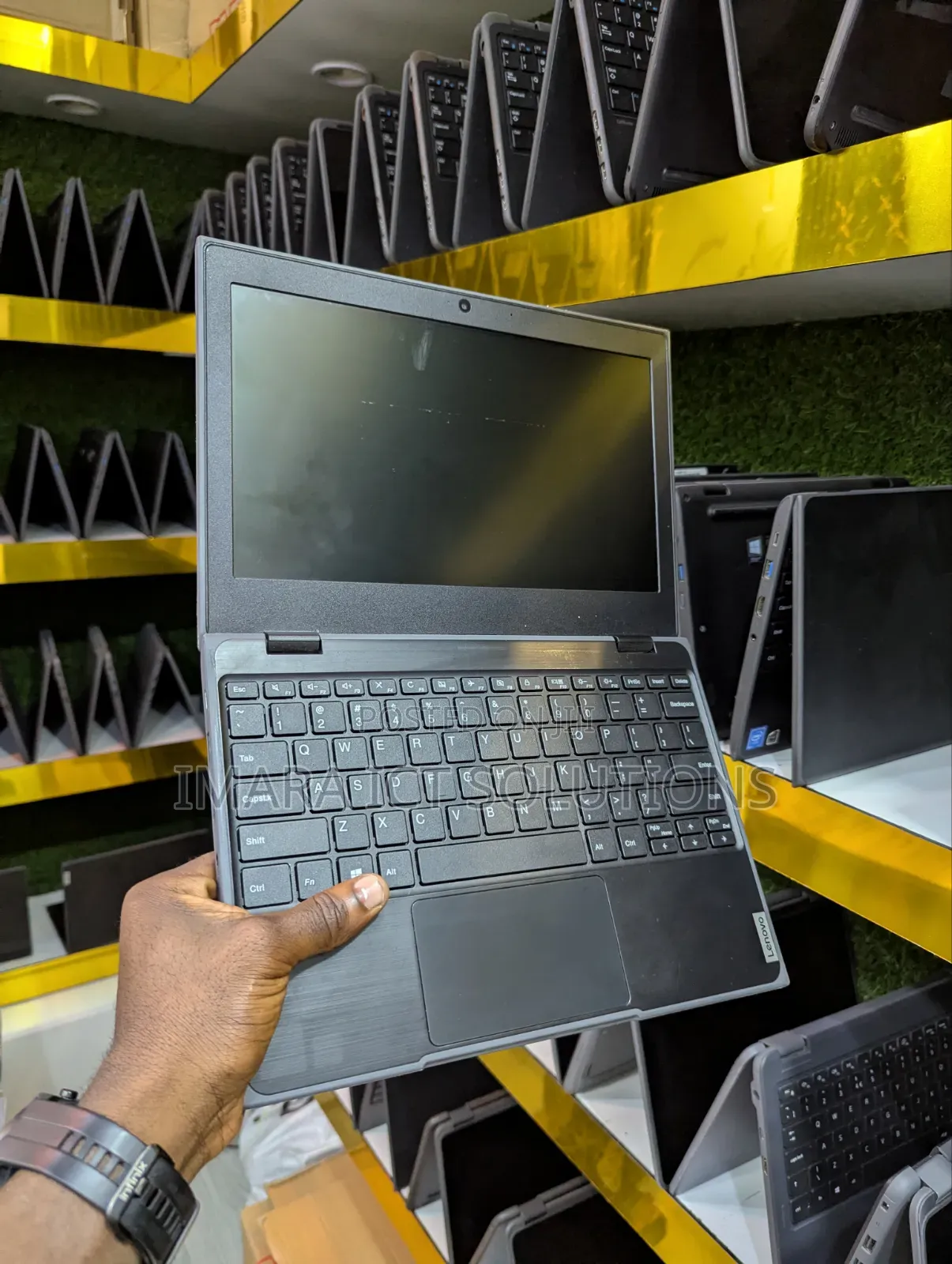Laptop Lenovo 100e 4GB Intel Pentium SSD 128GB