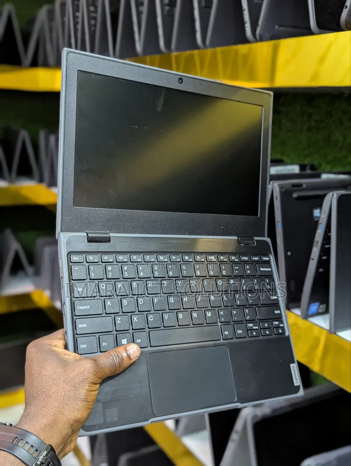 Laptop Lenovo 100e 4GB Intel Pentium SSD 128GB