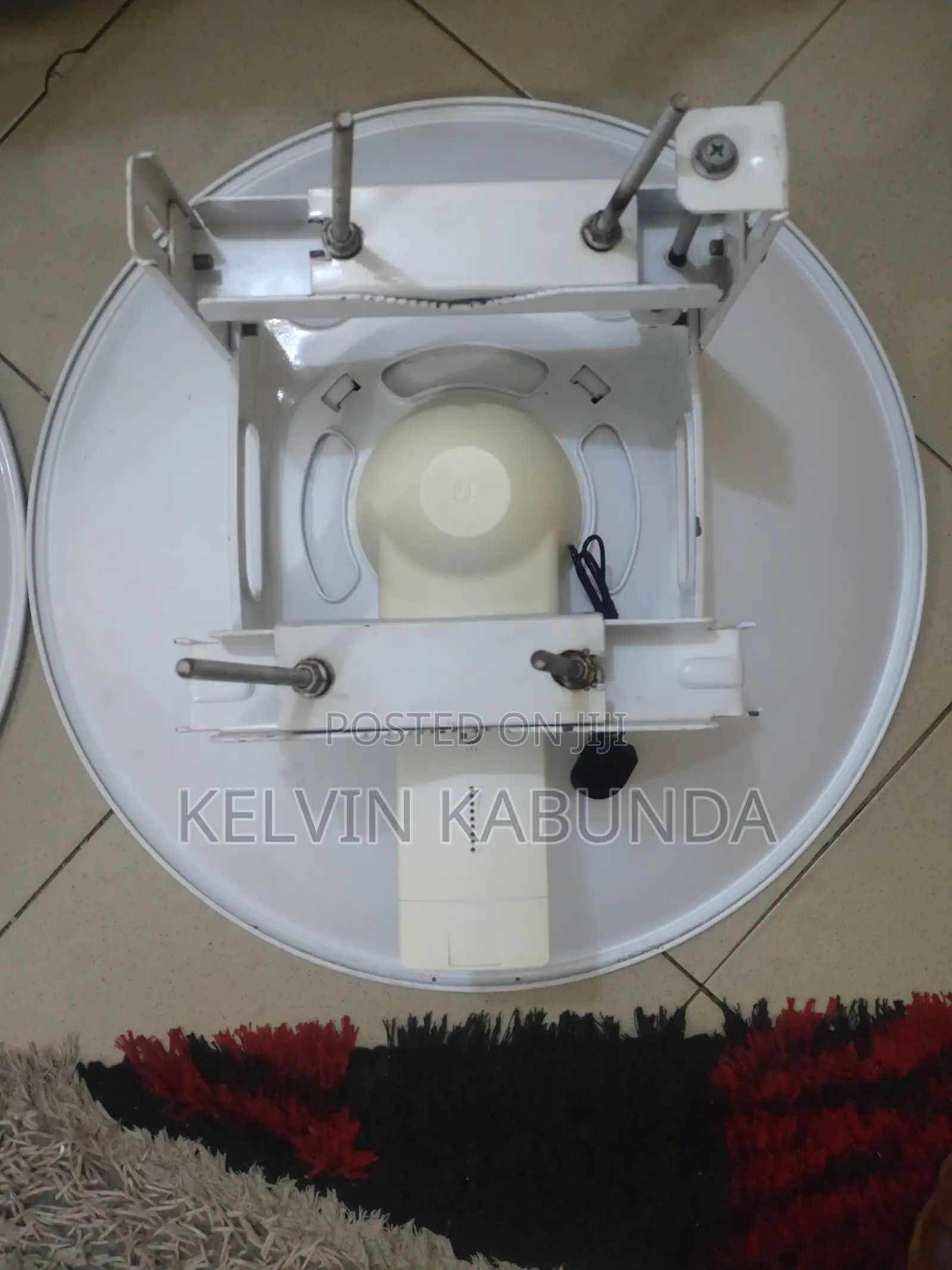 Ubiquiti airFiber 5X HD PtP Radio With 30dBi Parabolic Dish Antenna