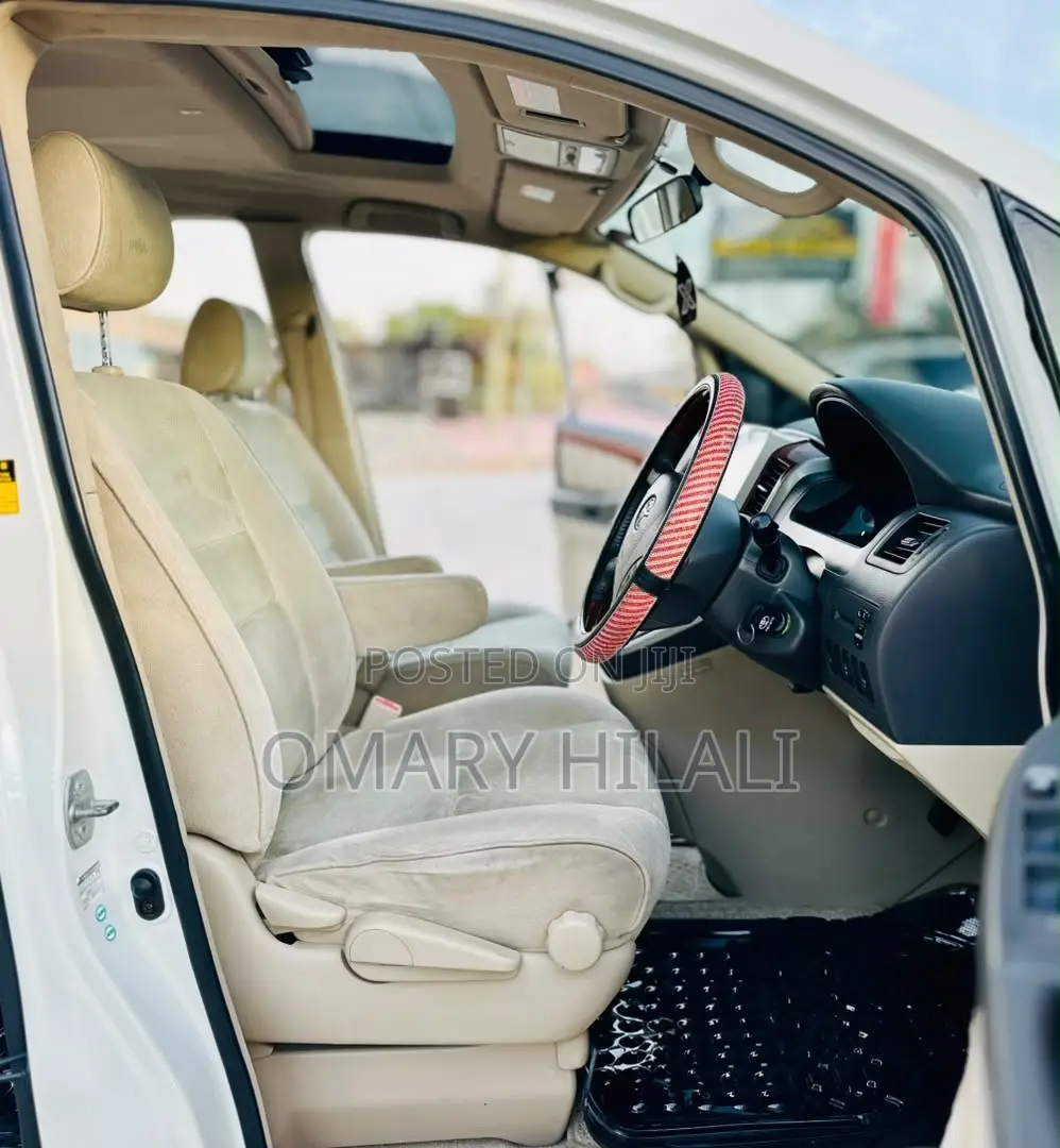 Toyota Alphard 2004 Pearl