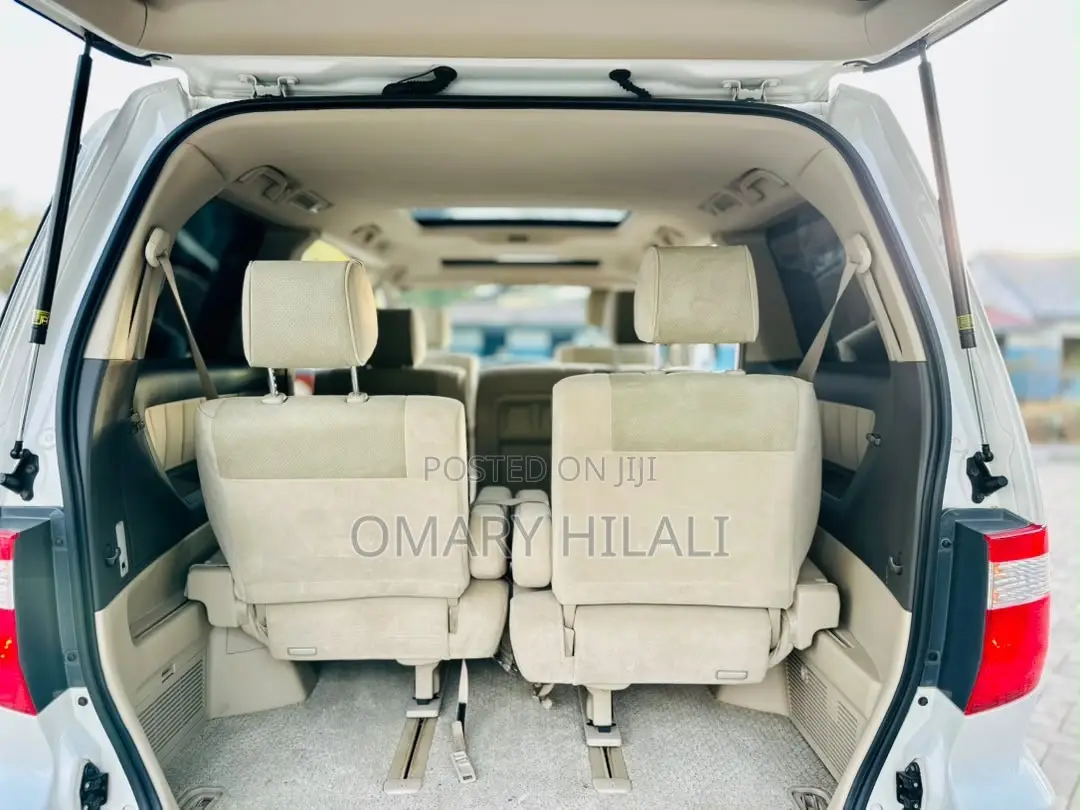 Toyota Alphard 2004 Pearl