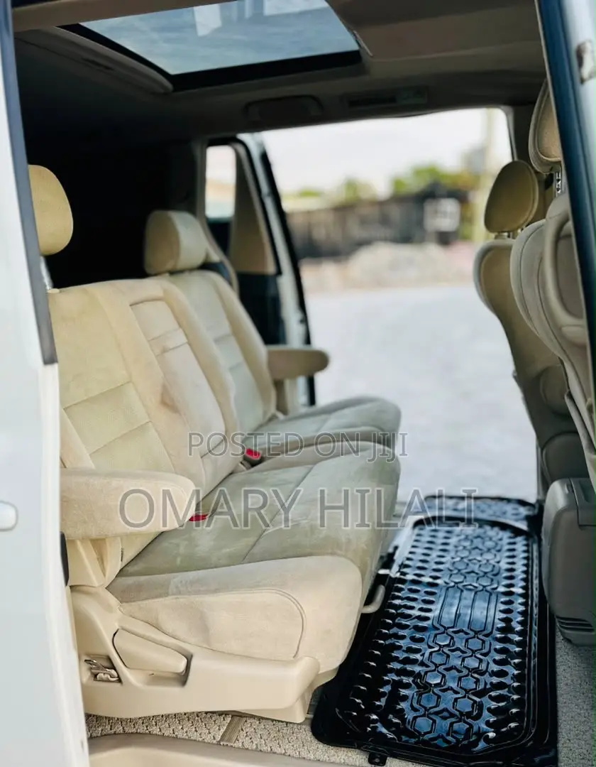 Toyota Alphard 2004 Pearl