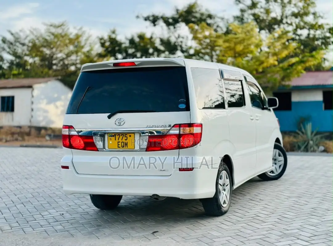 Toyota Alphard 2004 Pearl
