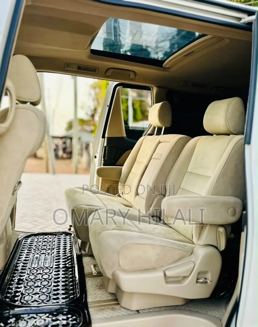 Toyota Alphard 2004 Pearl