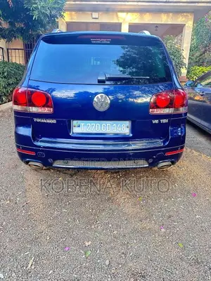 Volkswagen Touareg V6 TDI 2010 Blue