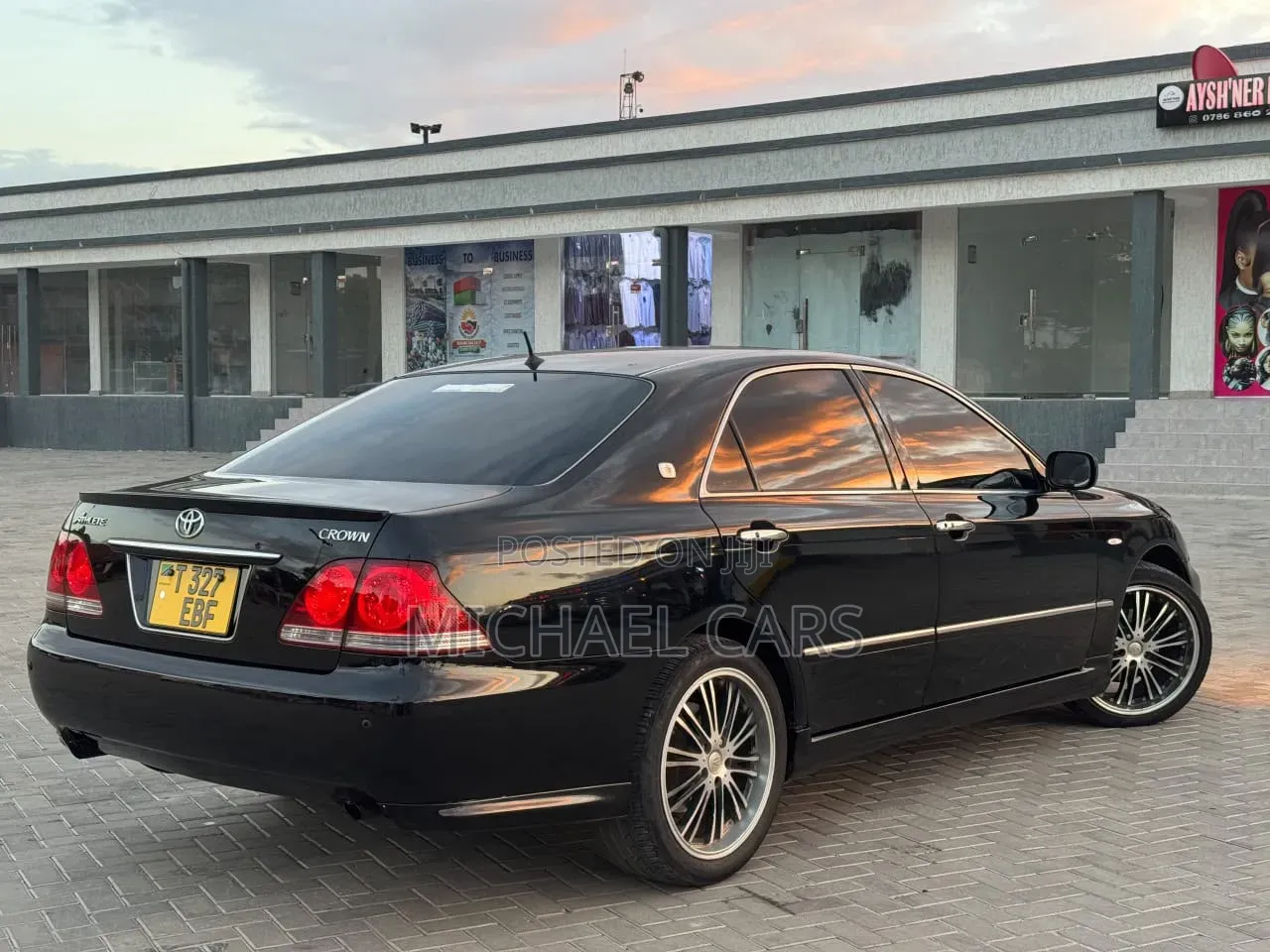 Toyota Crown 2004 Black
