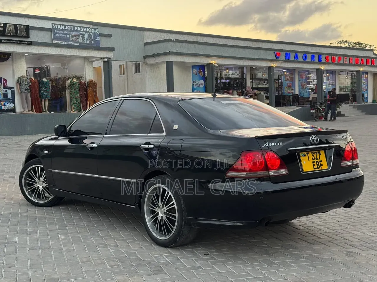 Toyota Crown 2004 Black