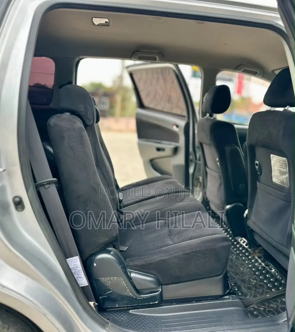 Toyota Wish 2006 Silver