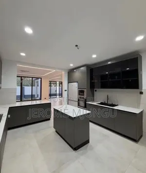 4bdrm Villa in Oyster Bay for rent