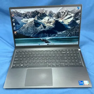 Laptop Dell Vostro 15 5510 16GB Intel Core i7 SSD 512GB