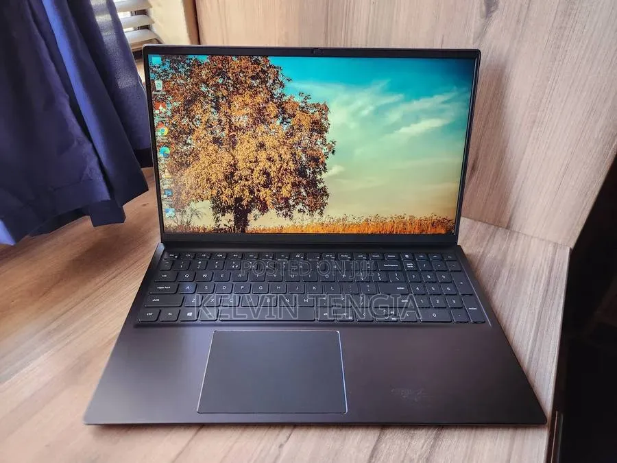 Laptop Dell Vostro 15 5510 16GB Intel Core i7 SSD 512GB