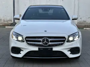 Mercedes-Benz E220 2017 White