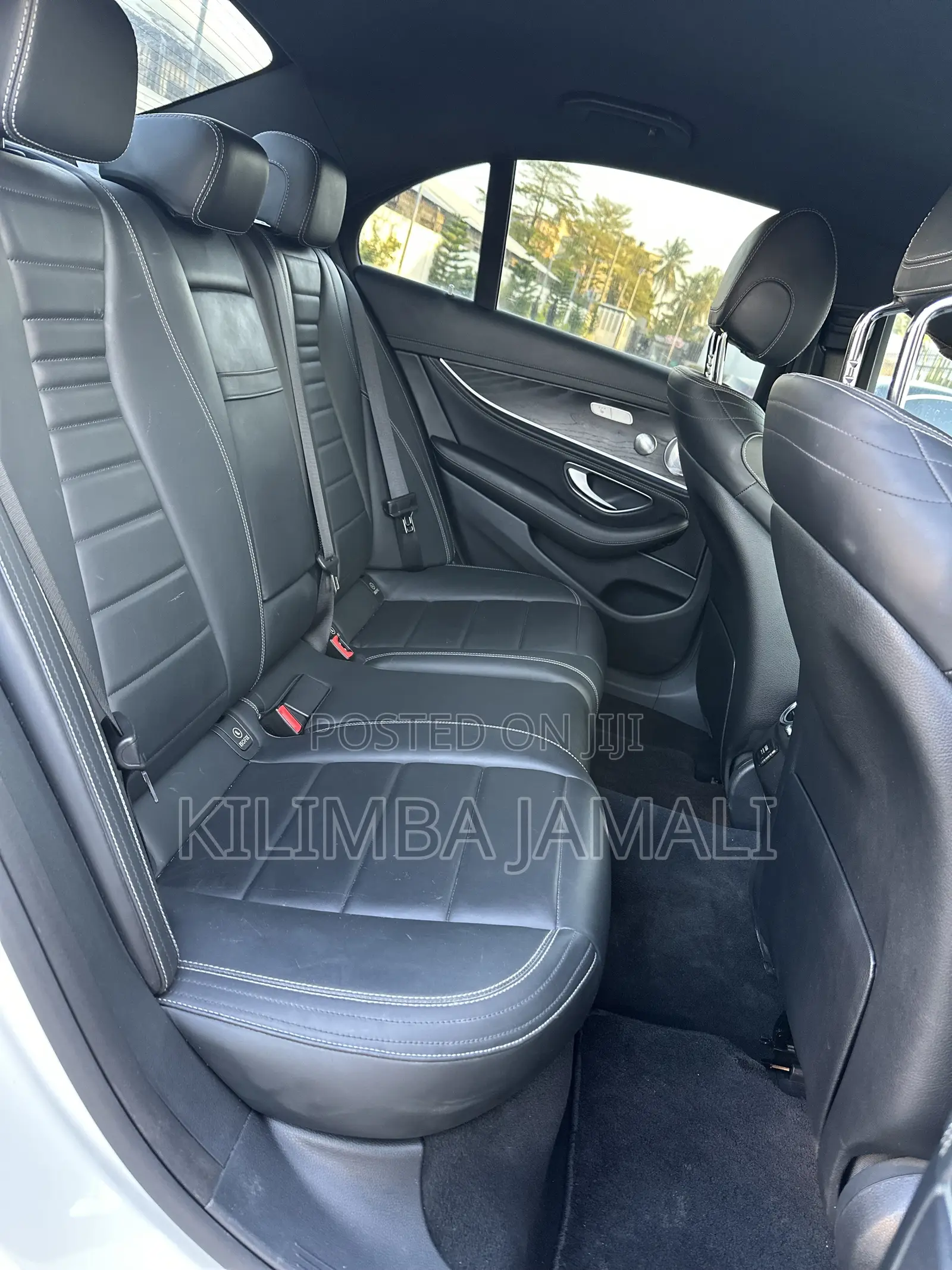 Mercedes-Benz E220 2017 White