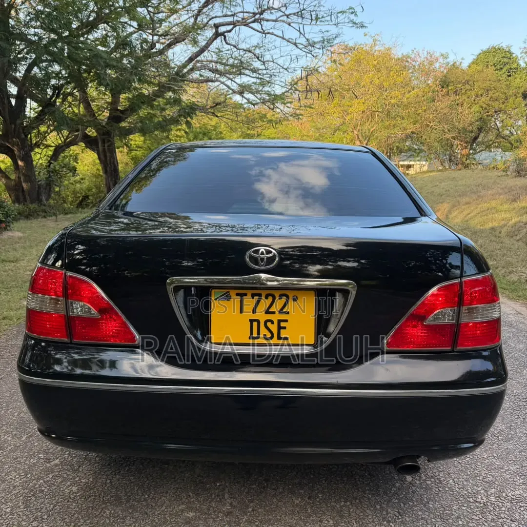 Toyota Brevis 2004 Black