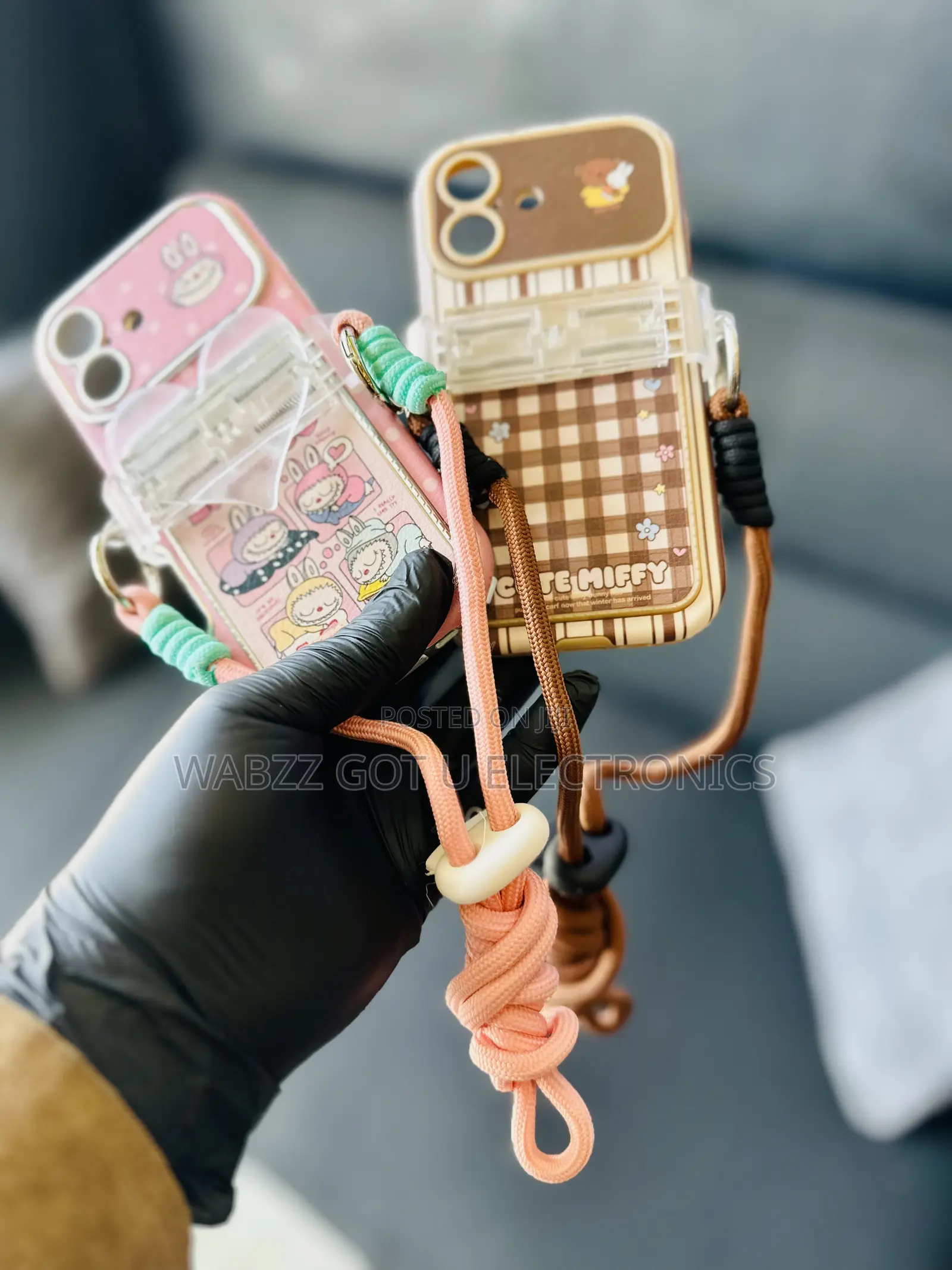 Neckband Phone Holder