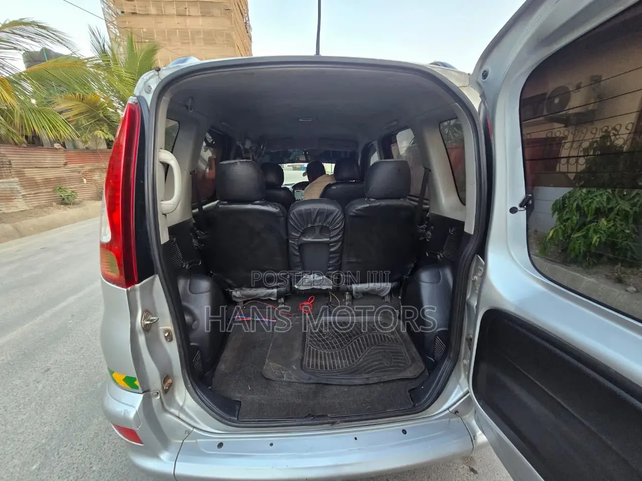 Toyota Fun Cargo 2004 Silver