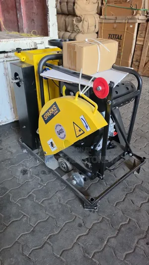 Spark Floor Saw 116KG