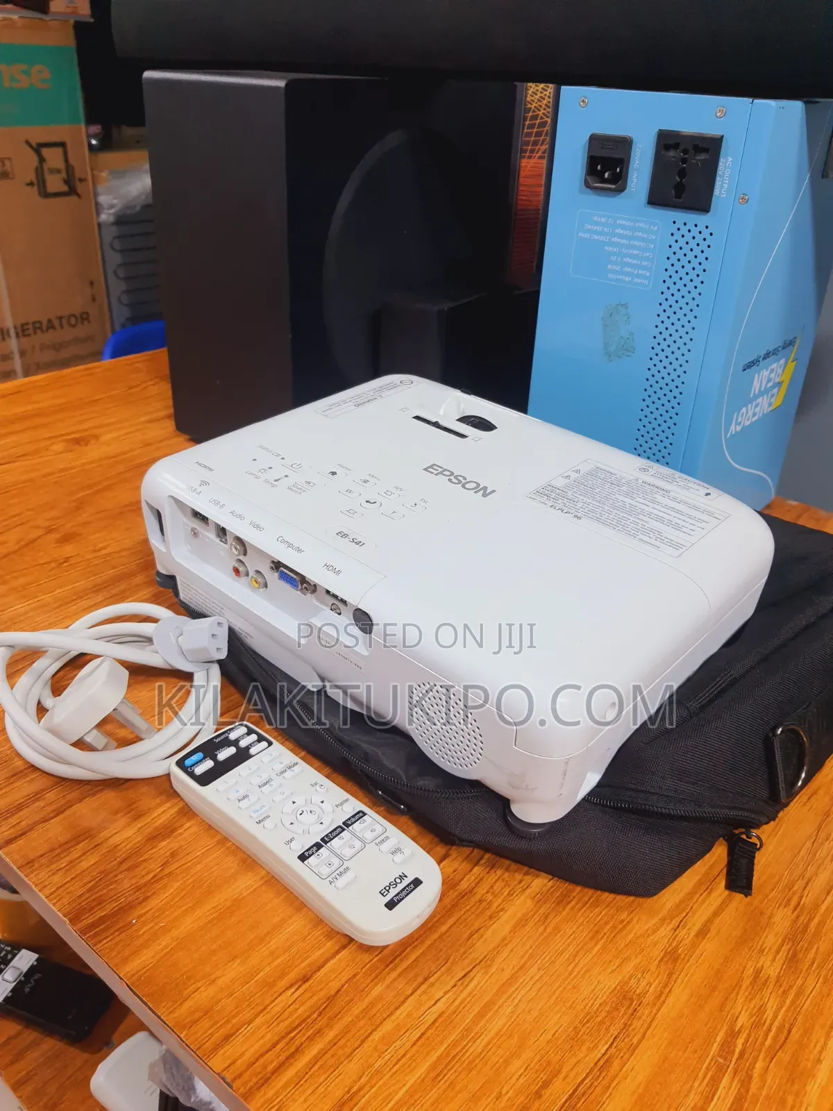 3300l Epson Projector Eb:s41 Very Clean