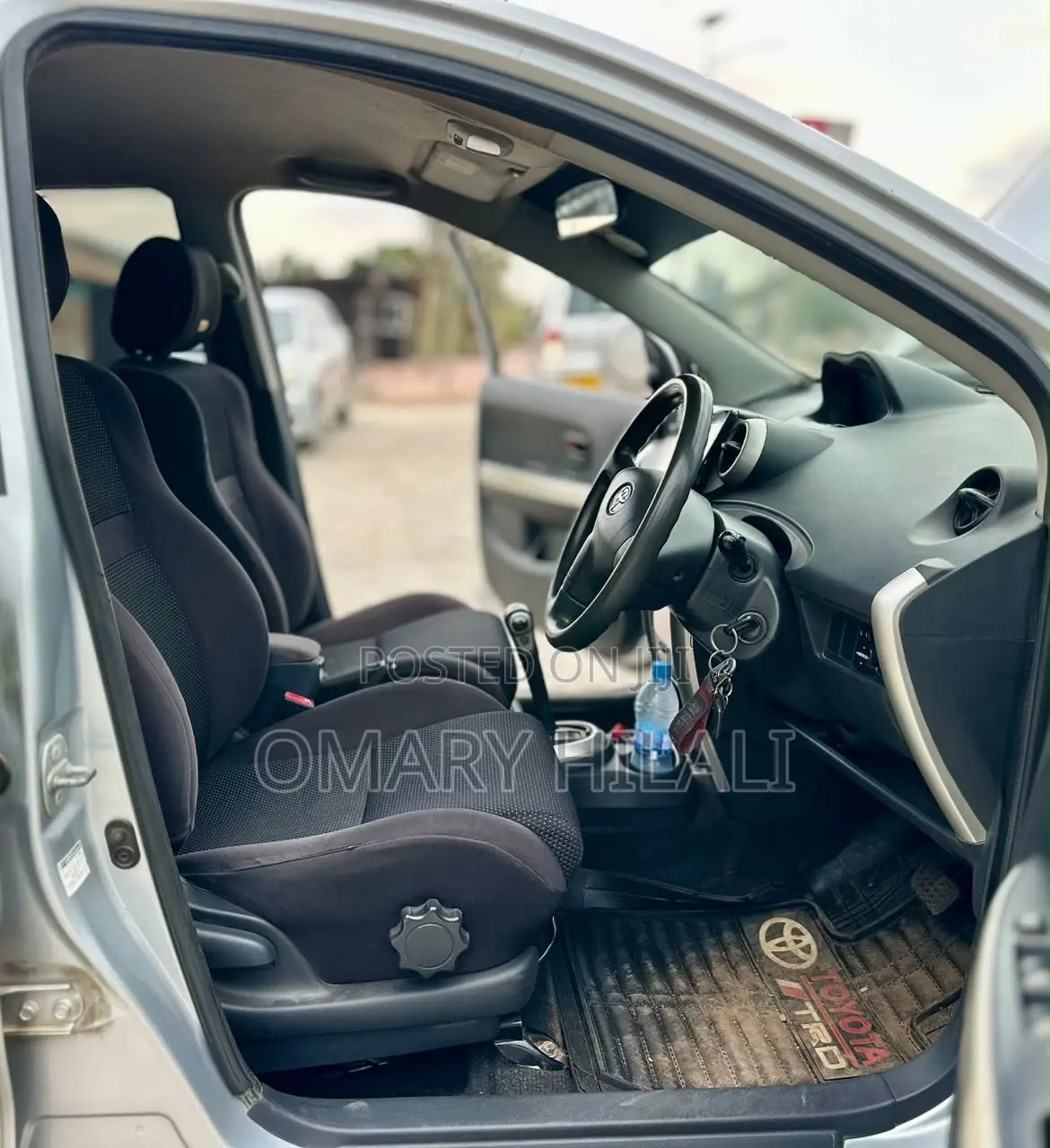 Toyota IST 2002 Silver