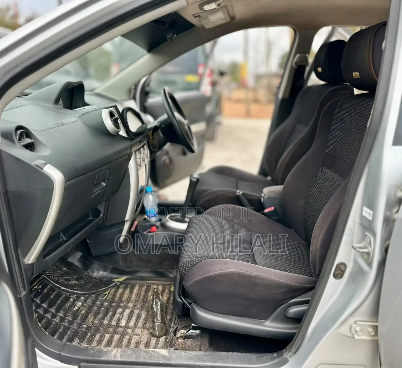 Toyota IST 2002 Silver