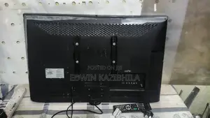LG TV 32''. Iko Vizuri.