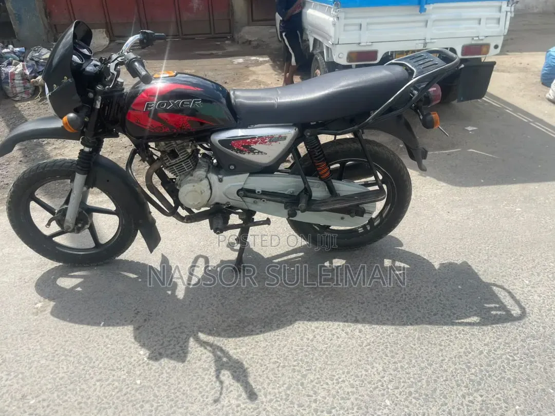 Bajaj Boxer X125 2025 Black