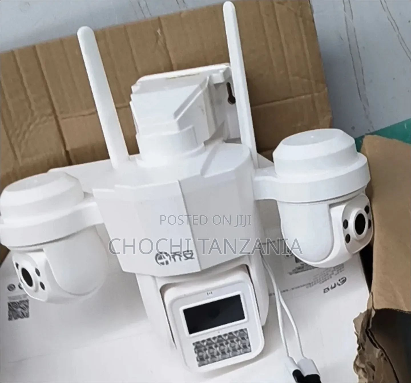AOV Soler Powered Wireless 3 Lens Camera