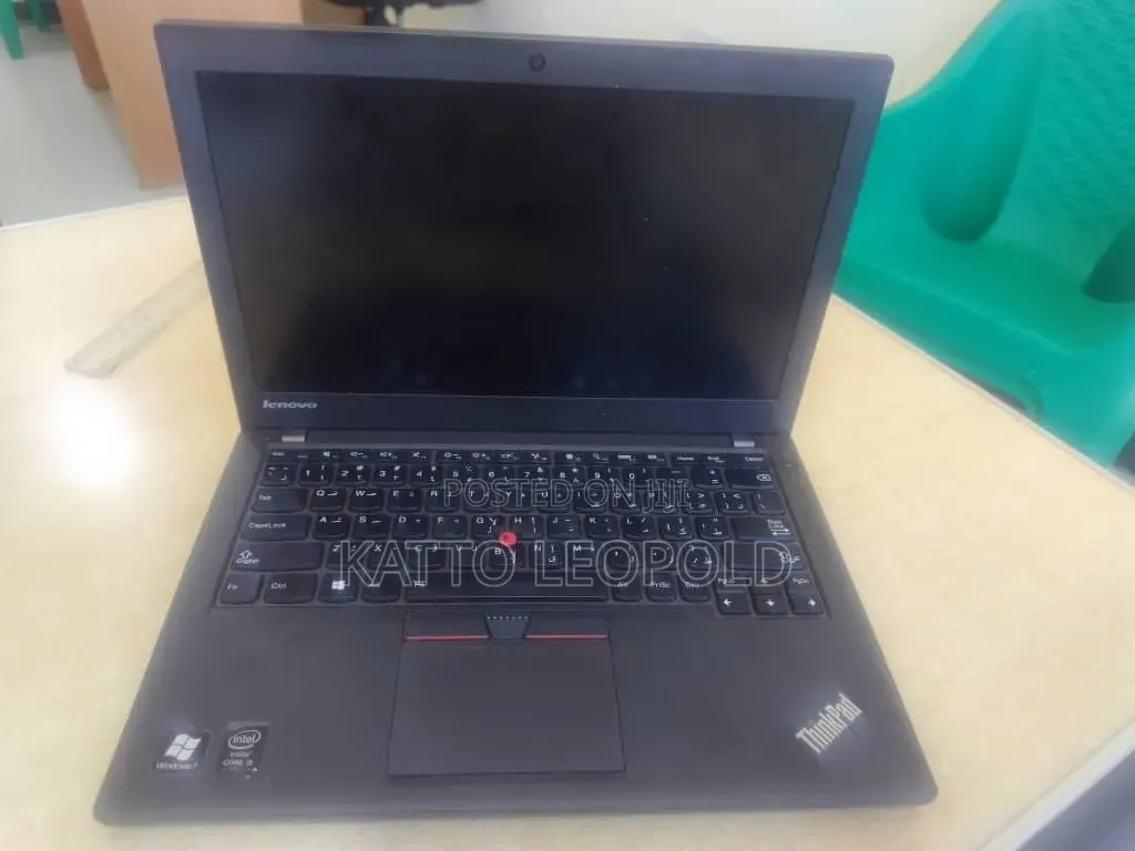 Laptop Lenovo ThinkPad E470 8GB Intel Core i5 HDD 500GB