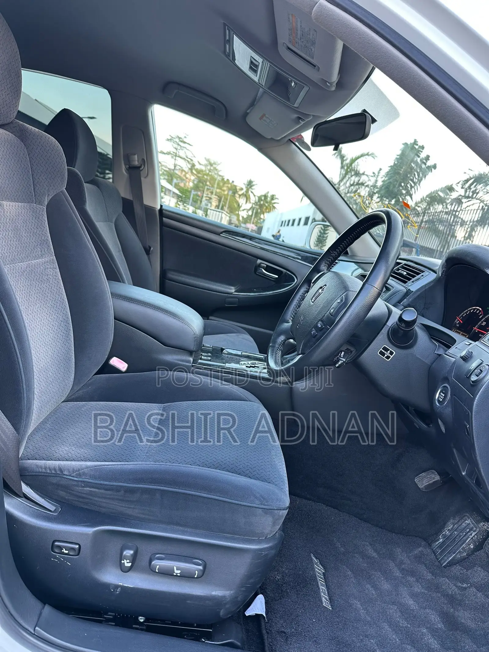 Toyota Crown 2006 Pearl
