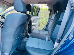 Toyota IST 2004 Blue