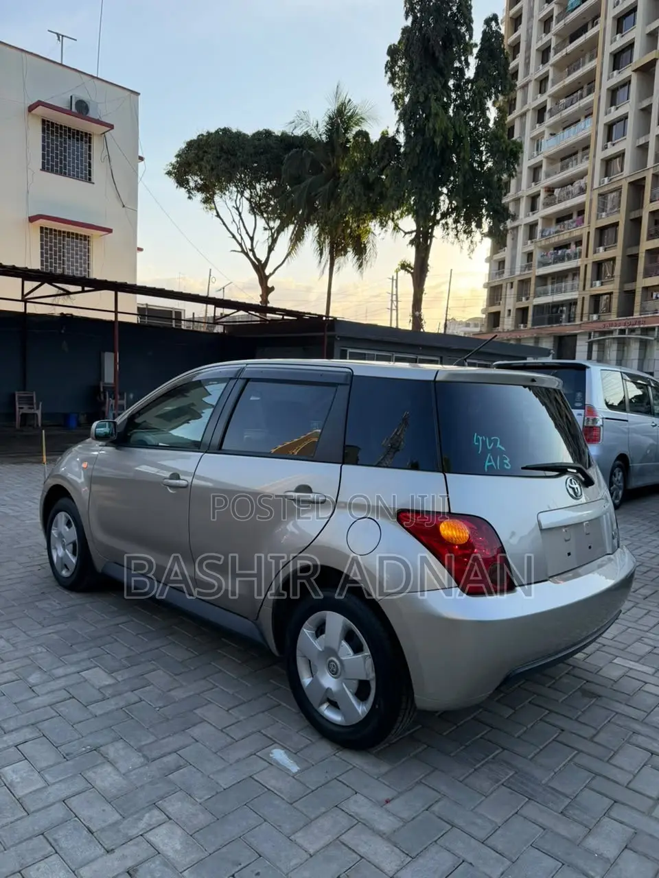 Toyota IST 2004 Gold