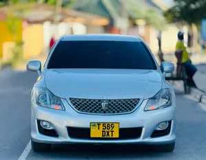 Toyota Crown 2009 Silver