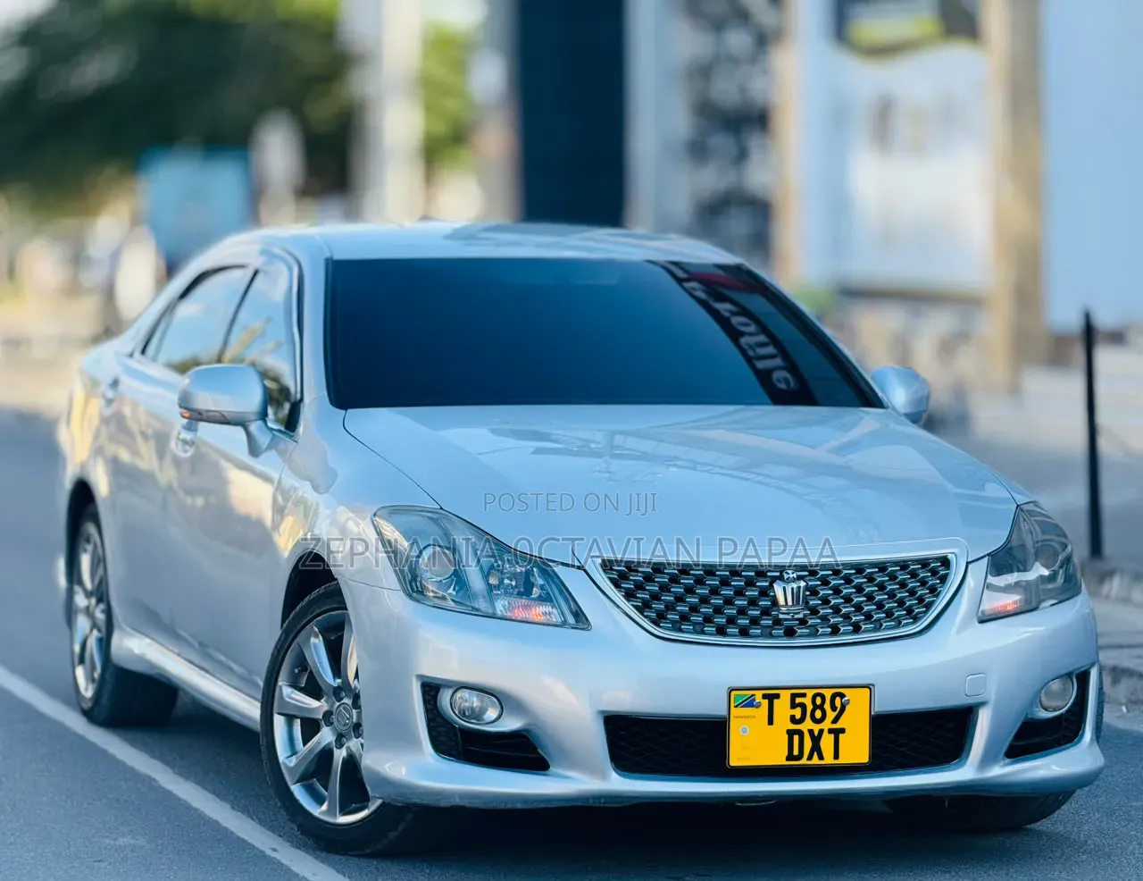 Toyota Crown 2009 Silver